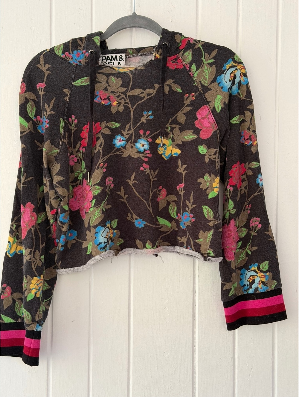 Pam & Gela Women's Floral Cropped Hoodie Sweatshirt, 100% Cotton, Size Small
